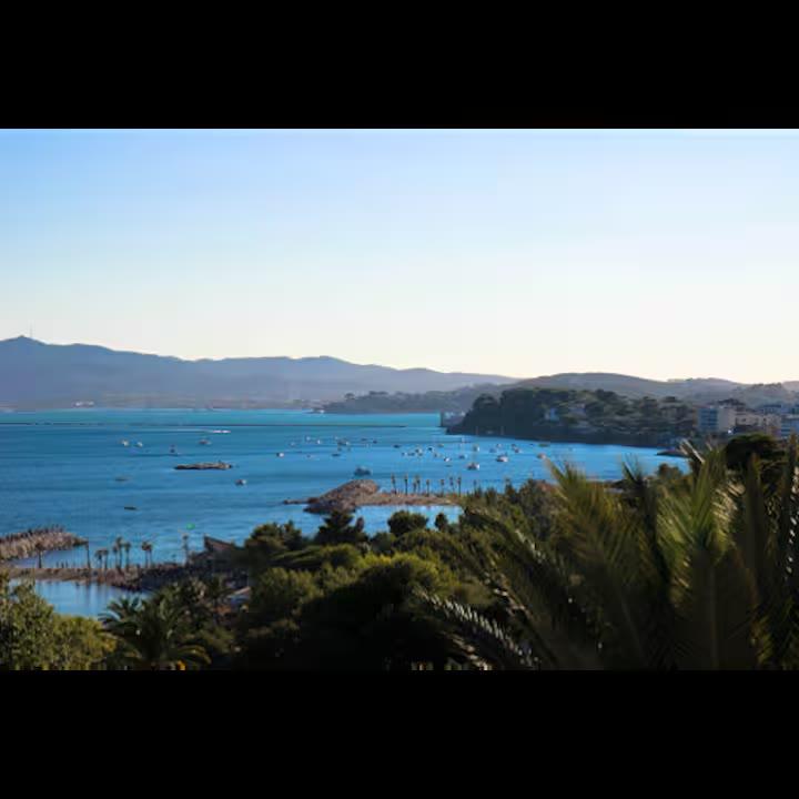 La Méditerranée depuis le toit